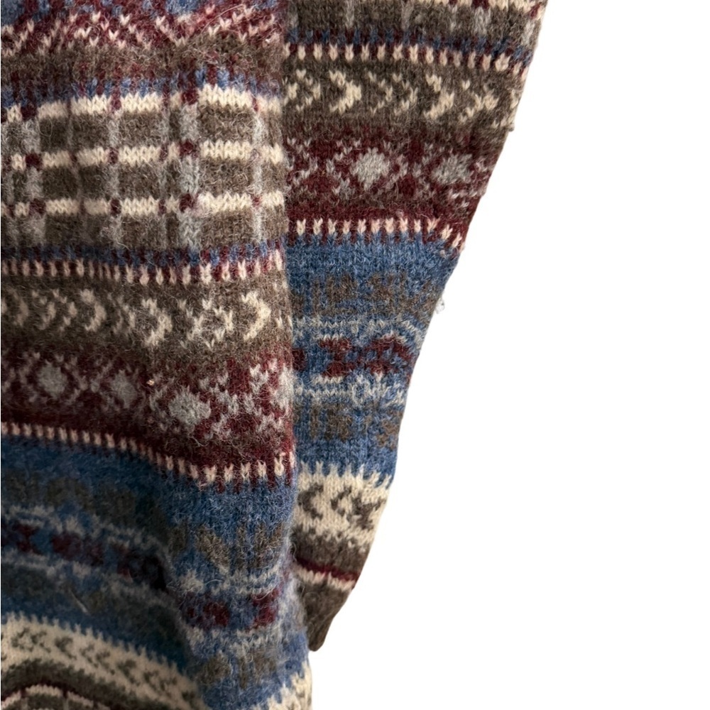 Vintage 90s WNB CASUALS Fair Isle Wool Sweater
Size XL - Picture 5 of 7